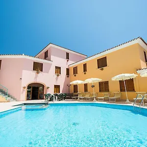 3* Aparthotel Cala Viola